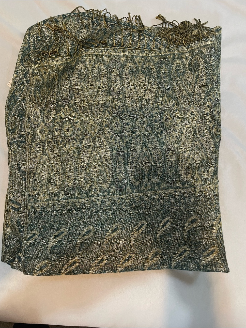 Pashmina and cashmere green and  gold threads shawl